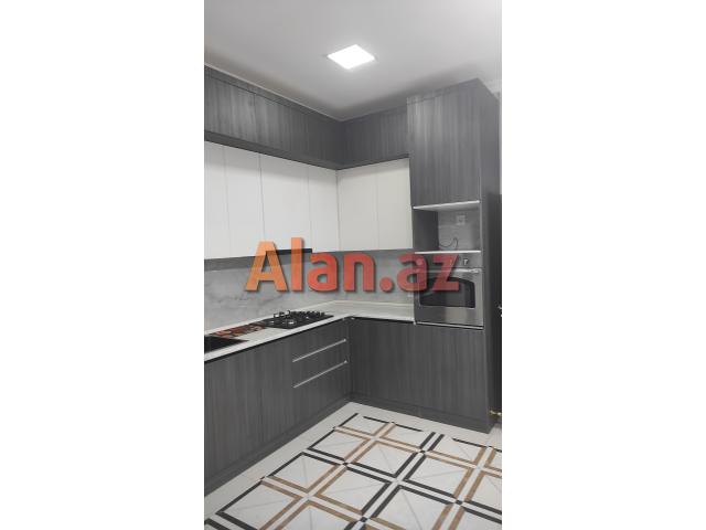 4 otaqlı yeni tikili binada mənzil satılır