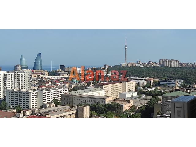 4 otaqlı yeni tikili binada mənzil satılır