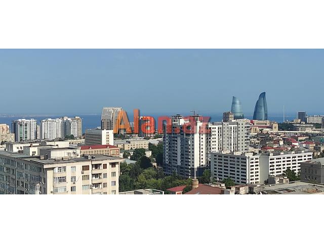 4 otaqlı yeni tikili binada mənzil satılır