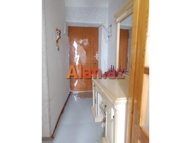 Yasamal Akim Abbasov 15 unvaninda ev satilir