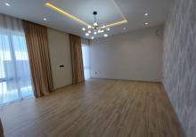 Şüvəlanda bağ evi satılır