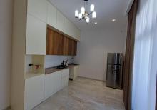 Şüvəlanda bağ evi satılır