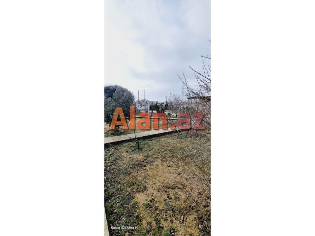 Buzovnada torpaq sahəsi satılır