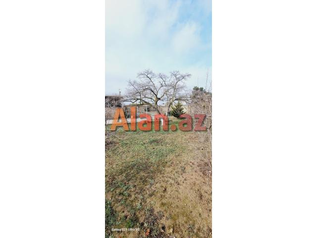 Buzovnada torpaq sahəsi satılır