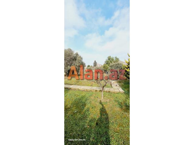 Buzovnada torpaq sahəsi satılır