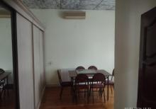 Şüvəlanda bağ evi satılır