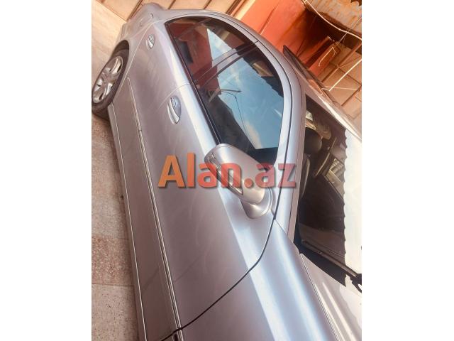 Mercedes Benz E200 Panorama ili 2008