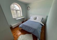 Hövsanda dənizə çox yaxın 3 mərtəbəli villa satılır.