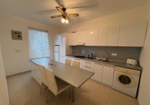 Hövsanda dənizə çox yaxın 3 mərtəbəli villa satılır.