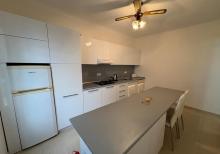 Hövsanda dənizə çox yaxın 3 mərtəbəli villa satılır.