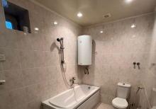 Hövsanda dənizə çox yaxın 3 mərtəbəli villa satılır.