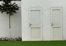 Hövsanda dənizə çox yaxın 3 mərtəbəli villa satılır.