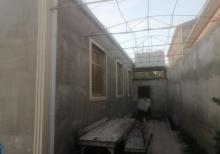 Buzovnada həyət evi satılır