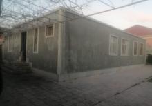 Buzovnada həyət evi satılır