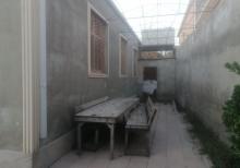 Buzovnada həyət evi satılır