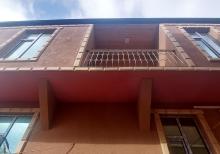Satılır   5  otaqlı  həyət  evi  Xırdalanda