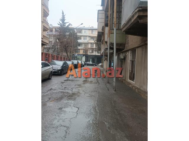 Montində ev satılır