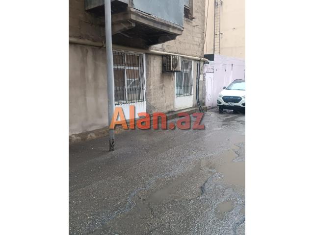 Montində ev satılır