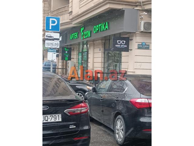 Montində ev satılır