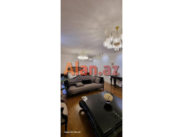 Buzovnada ev satılır