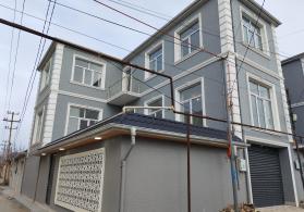 Xırdalan 3 mər 5 otaq həyət evi