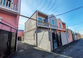 Xırdalan 2 mər 4 otaqlı həyət evləri