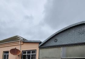 Buzovnada həyət evi satılır