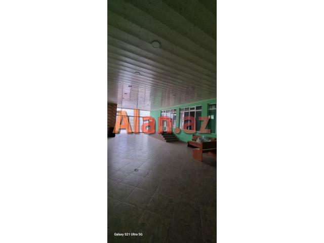 Buzovnada həyət evi satılır