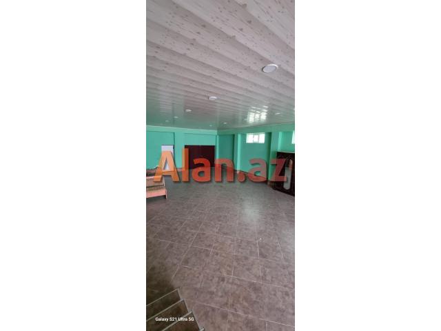 Buzovnada həyət evi satılır