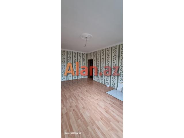 Buzovnada həyət evi satılır