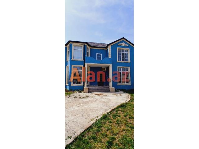 Buzovnada bağ evi satılır