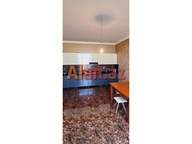 Buzovnada bağ evi satılır