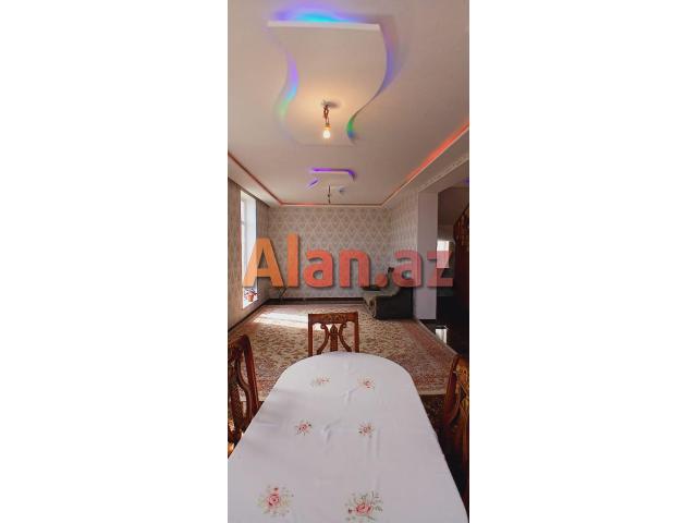 Buzovnada bağ evi satılır