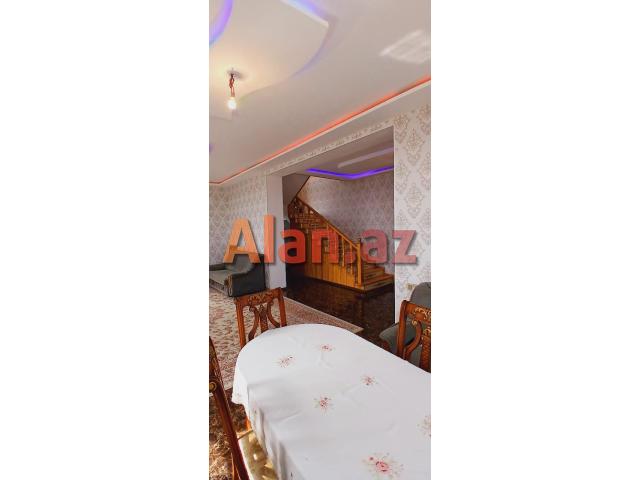 Buzovnada bağ evi satılır