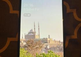 Samsung A51 6ram 128yaddaş var