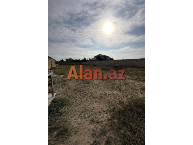 Şüvəlanda torpaq sahəsi satılır