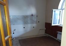 Buzovnada bağ evi satılır