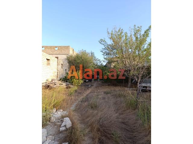 Buzovnada bağ evi satılır