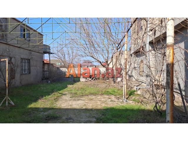 Buzovnada bağ evi satılır