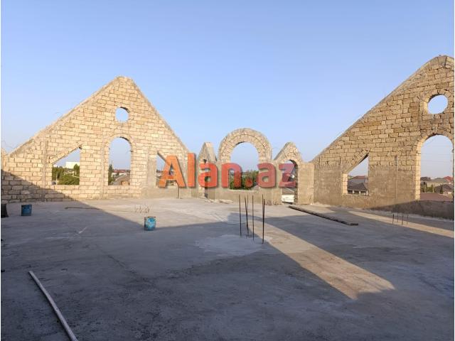 Buzovnada bağ evi satılır