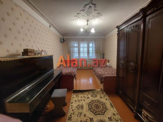 Cobanzade kucesinde  3otaqli menzil satilir