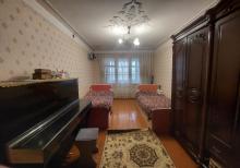 Cobanzade kucesinde  3otaqli menzil satilir