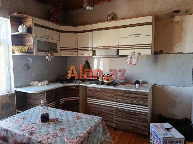 3 otaq heyet evi kiraye verlir