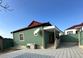 Maştağada həyət evi satılır