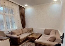 Xirdalanda 3 otaqli heyet evi satilir