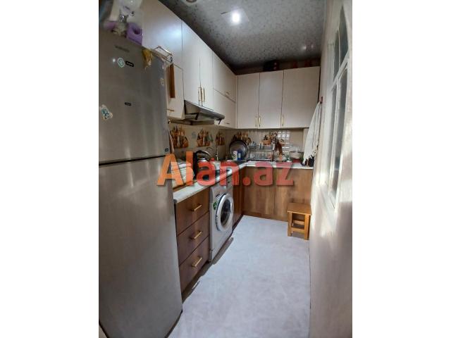 Xirdalanda 3 otaqli heyet evi satilir