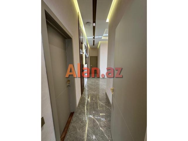 Mərdəkanda villa satılır