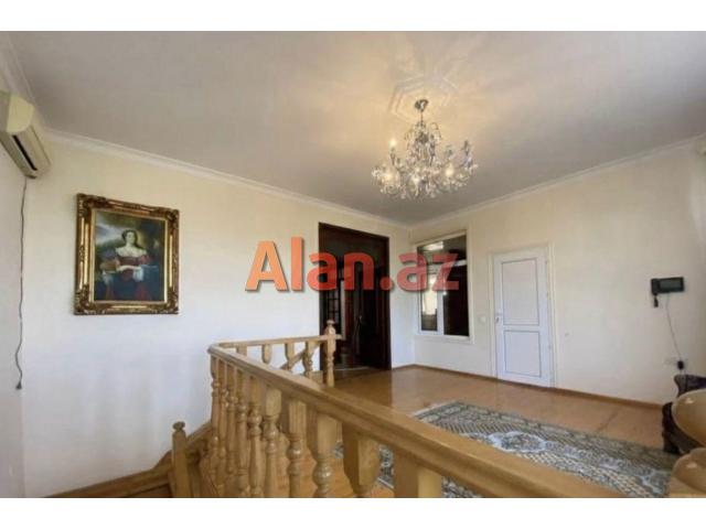 Buzovnada həyət evi satılır