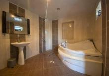 Buzovnada həyət evi satılır