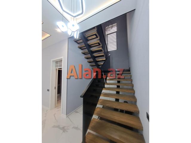 Mərdəkanda  bağ evi satılır